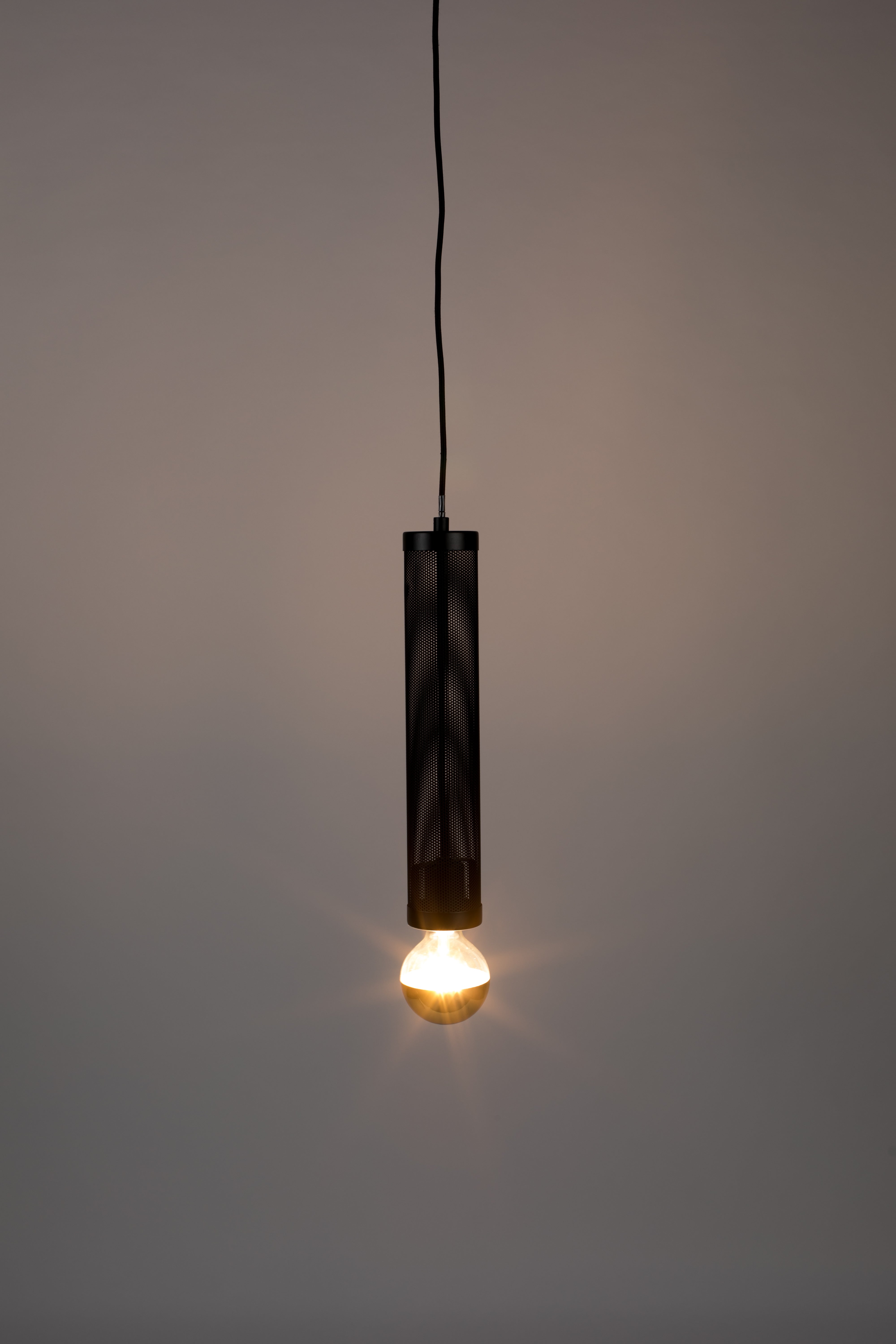 Bold Monkey Sweet Mesh Black Pendant Lamp Small